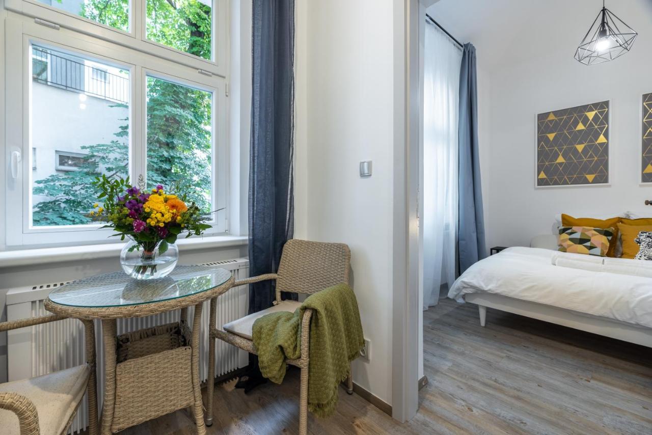 Cute 1Bedroom Center Apartment Prague Exterior photo