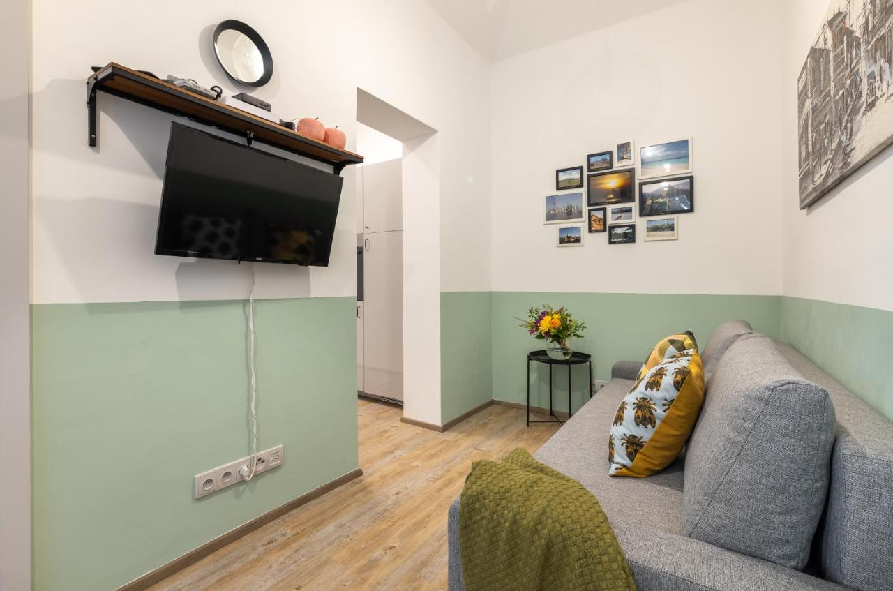 Cute 1Bedroom Center Apartment Prague Exterior photo